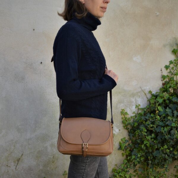 TOLFETTA ROCCA in Tan