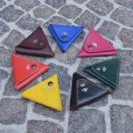 TRIANGLE COIN POUCH - Thumbnail Image 1