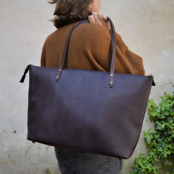 TEVERE TOTE - Plum