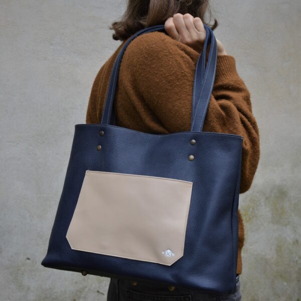TRIESTE TOTE - Navy & cream